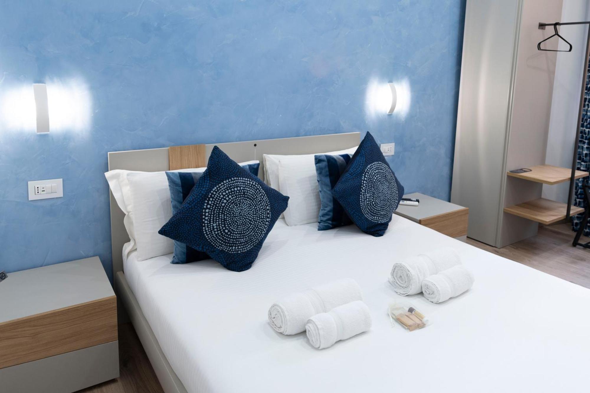 Catone Luxury Rooms Rome Extérieur photo