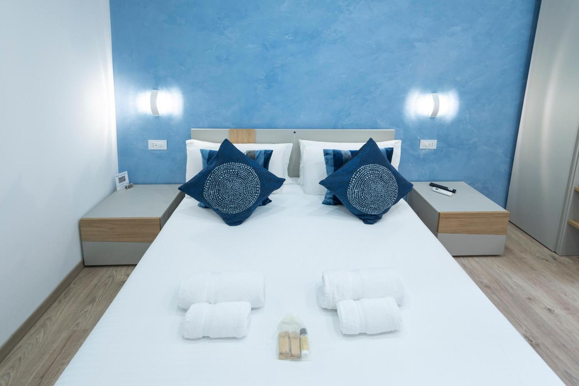 Catone Luxury Rooms Rome Extérieur photo